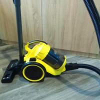 סקירה כללית על שואב האבק Karcher VC 3: המנקה האידיאלי למשטחים חלקים