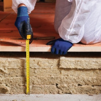 Warming of a wooden floor: popular insulation technologies + expert advice