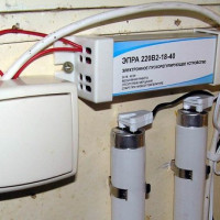 Ballasts electrònics per a làmpades fluorescents: què és, com funciona, esquemes de cablejat per a llums amb llastos electrònics