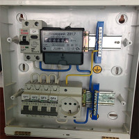 Sambungan meter elektrik fasa tunggal dan mesin automatik: skema standard dan peraturan sambungan