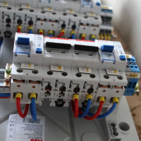 DIY assembly of the electrical panel: the main stages of electrical work