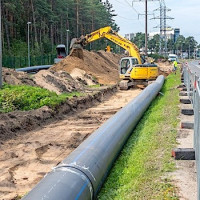 Yerleşim yerlerinde bir gaz boru hattı döşenmesi için gereksinimler: yüksek ve yeraltı boru hattı döşenmesi için derinlik ve kurallar