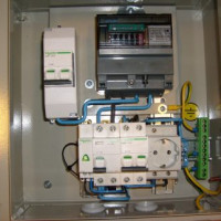 Connection diagrams of magnetic starter for 220 V and 380 V + features for independent connection