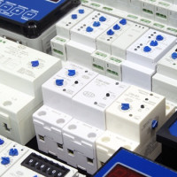 Pulse relay for lighting control: how it works, types, labeling and connection