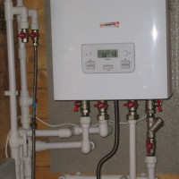 Pagkonekta ng isang double-circuit gas boiler sa sistema ng pag-init: mga kinakailangan at mga hakbang sa pag-install +