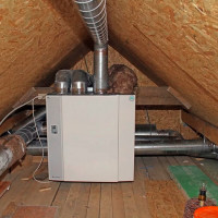 Ventilation dans une maison privée à deux étages: options pour organiser un échange d'air sans problème