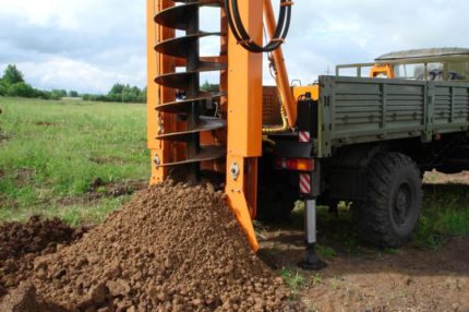 Auger Drilling Rig