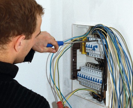 Příklad složitosti elektrického zapojení