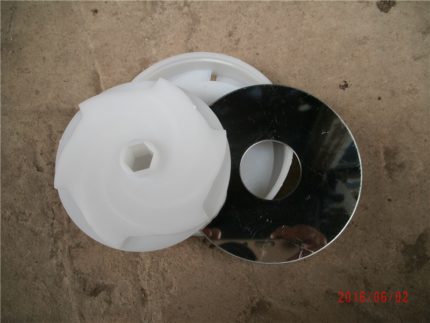 Vattenpumpens impeller