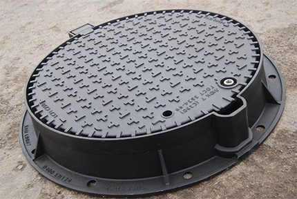 Cast iron hatch