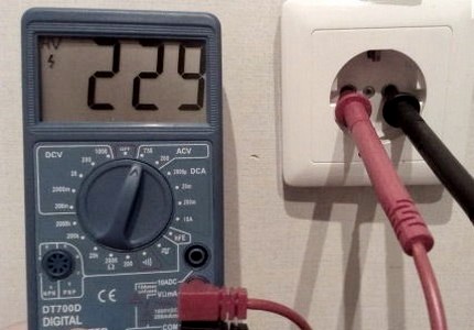 Multimeter na elektrické merania