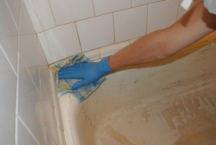 Preparando el baño para pintar