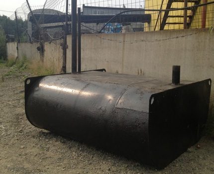 Septic tanks made of metal