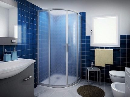 Compact na shower shower