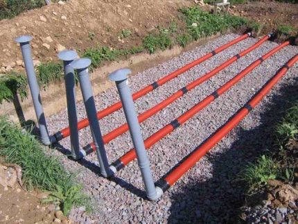 Instalación de tuberías de ventilación.