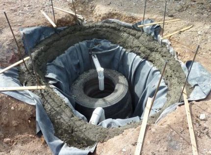 Tire drain pit