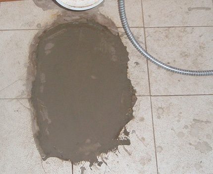 El piso en lugar del viejo baño