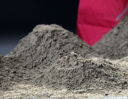 Portland cement voor het afdichten van rioolbuizen