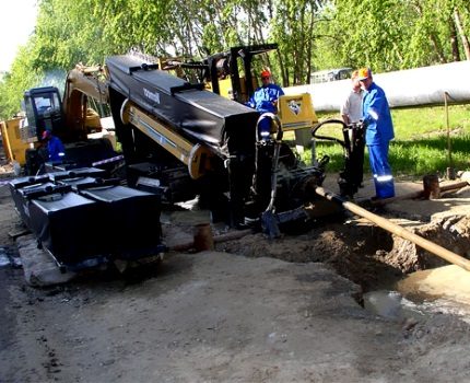 Installatie van horizontaal gestuurde boringen (HDD)