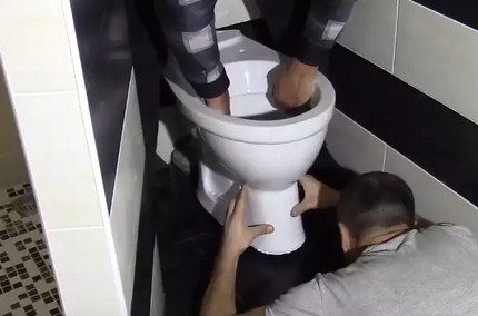 Instalar el baño en el piso