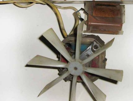 Axial impeller fan heater