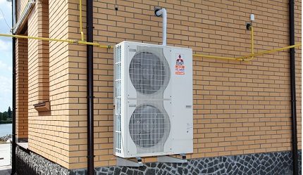 Industrial-made air heat pump