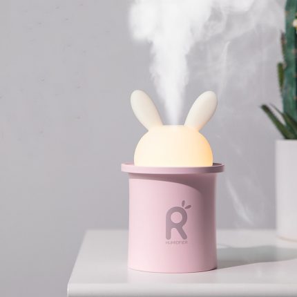 Humidifier untuk tapak semaian