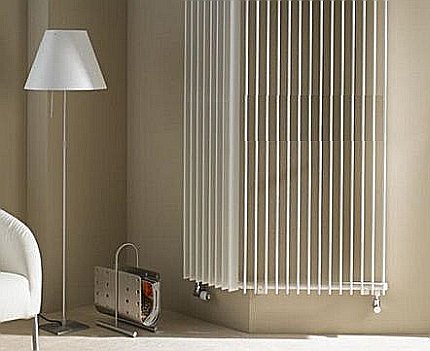 Corner na vertical radiator