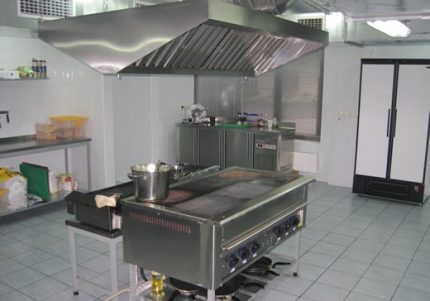 Island exhaust hood