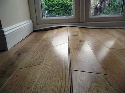 Biến dạng laminate do quá nóng