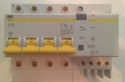 Differentialautomatisk maskinmodell 4P 32A