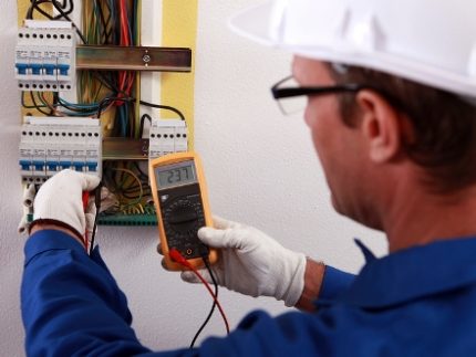 Controle van de multimeter