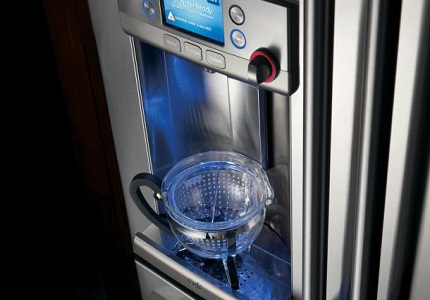 Ice machine and dispenser