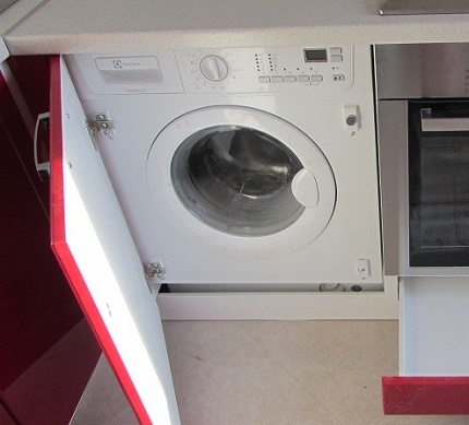 Ang built-in na compact na pagpipilian sa pag-install ng washer