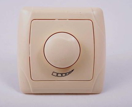 Dimmer quay với quy mô