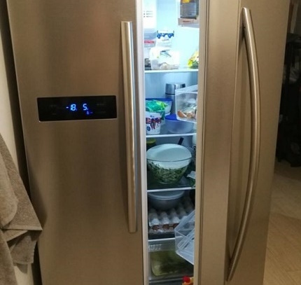 Elektronikong uri ng refrigerator