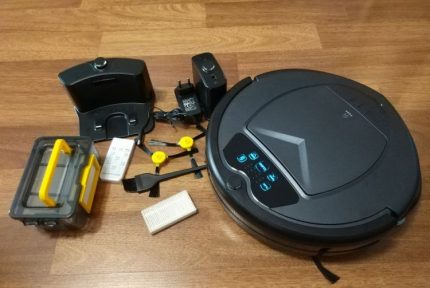 Robotun görünümü Liectroux B3000Plus