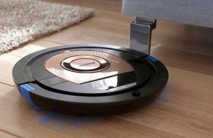 Philips Robot Vacuum Cleaner FC8776