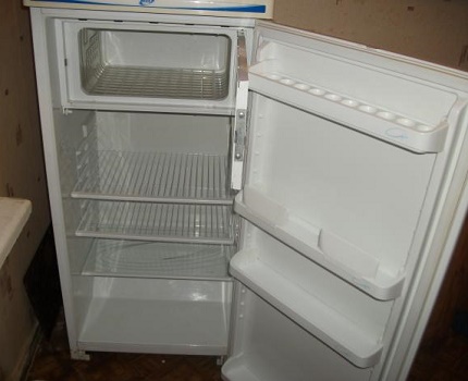 Mga bentahe ng Sviyaga refrigerator