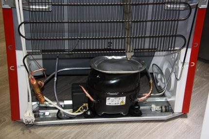 Refrigerator compressor