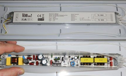 Elektronisk ballast inuti