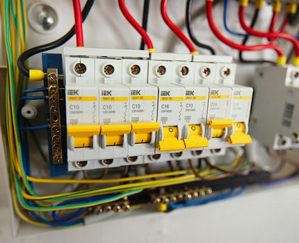 IEK RCD في لوحة التوزيع