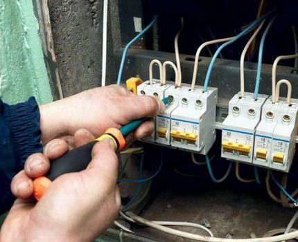 Kiểm tra RCD trong lá chắn