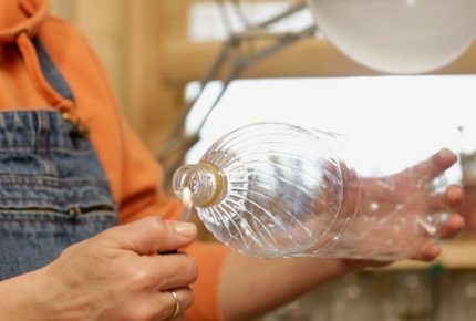 Retirer le capuchon avec une bouteille