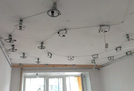 Spot lighting installation