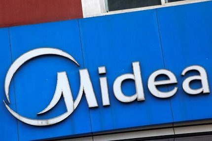 Midea logo em um edifício de loja