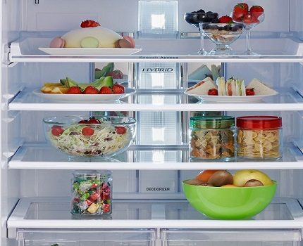 Lighting for the refrigerator