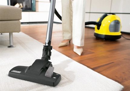 เครื่องดูดฝุ่น Karcher