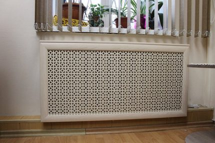 Grille de radiateur HDF