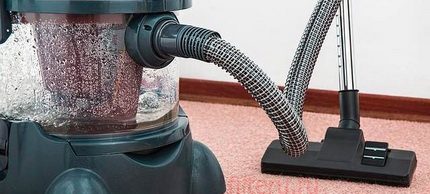 Aspirateur avec aquafiltre